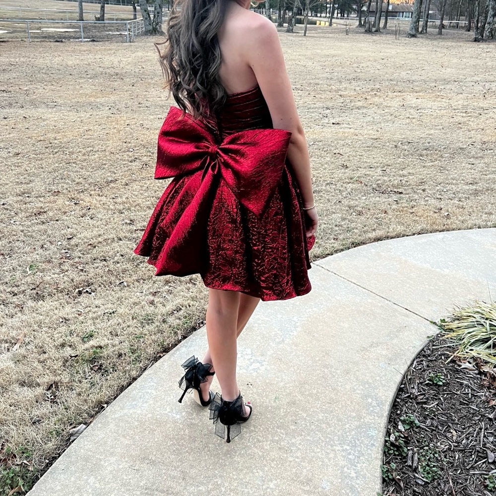 Sherri Hill Formal Dress - Picture 8 of 10